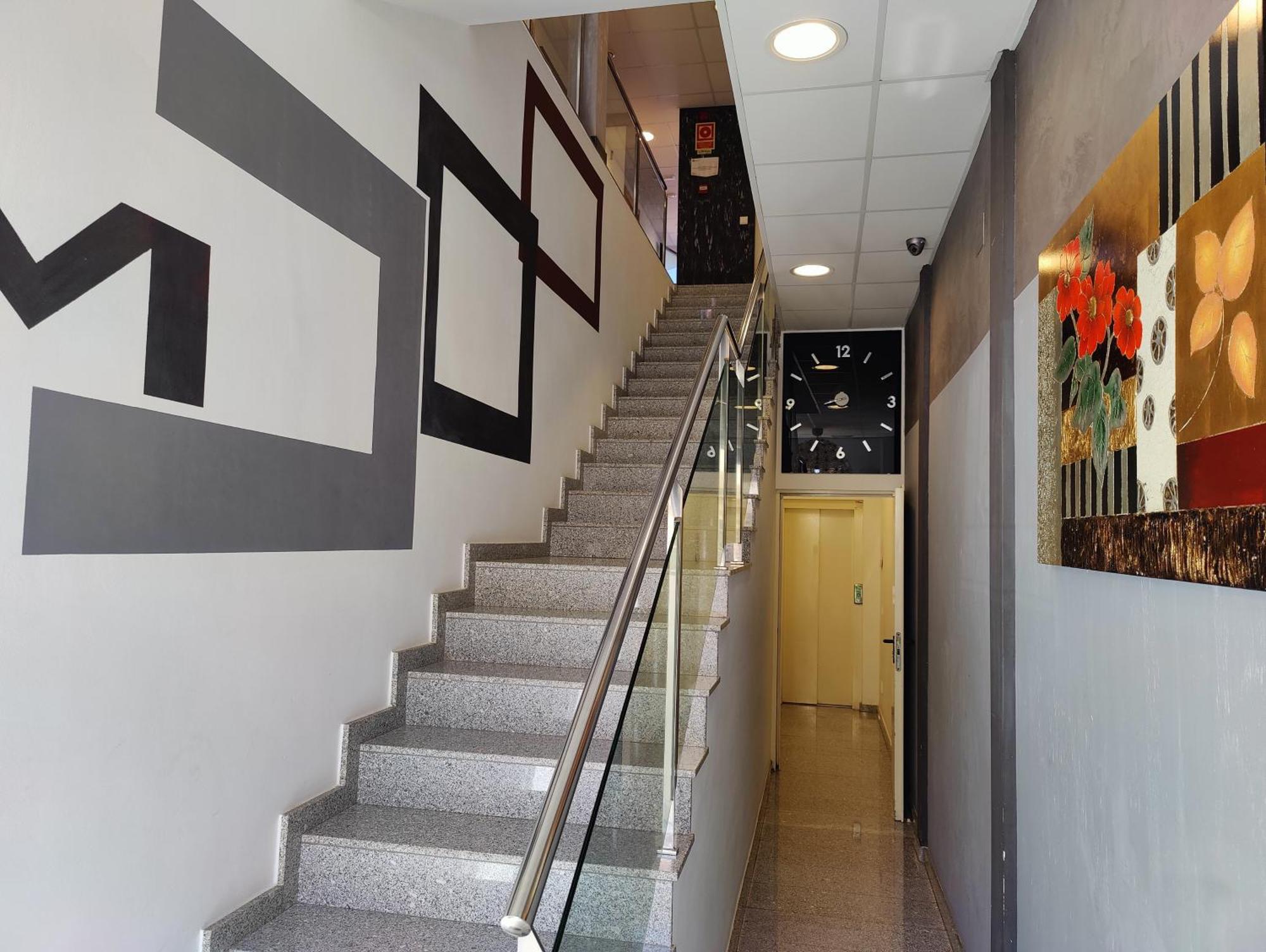 Hostal Manel Пинеда-де-Мар Экстерьер фото